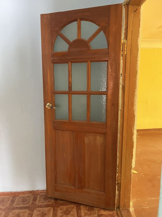 Продается межкомнатные двери 4 шт