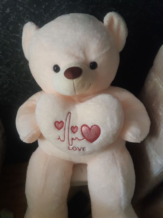 Продам мягкого медведя