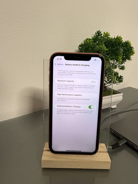 Iphone xr orange 64 gb