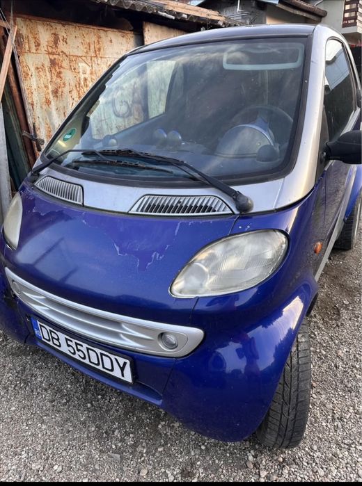 Smart Fortwo 2000 benzină, 600 € — imagine 1