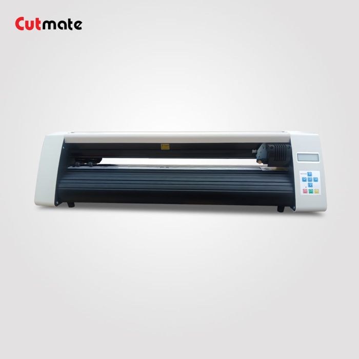 Плоттер. Режущий плотер. Резак. Плоттер режущий