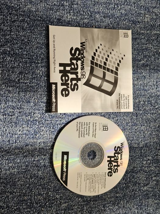Microsoft Windows 95 + Internet Explorer, Windows 98, Windows 7 cd / dvd EN