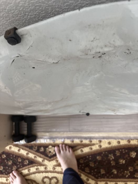 Капот продам рено логан 2 помятый