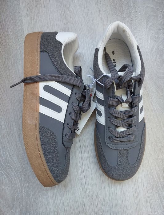Pantofi sport House 40