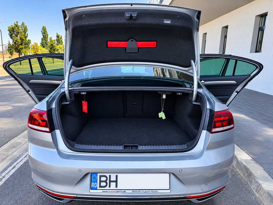 VOLKSWAGEN Passat 2020 — imagine 4