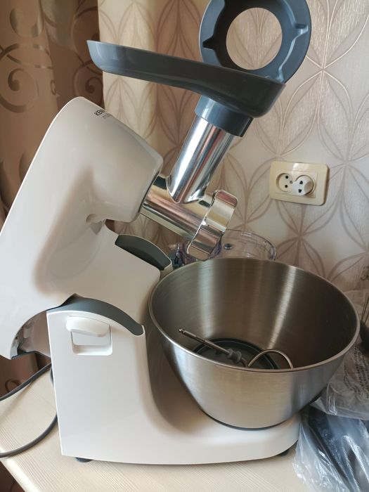 Продам кухонный  комбайн