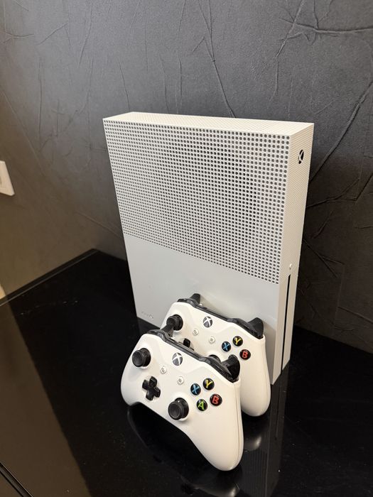 Xbox One S 500 GB