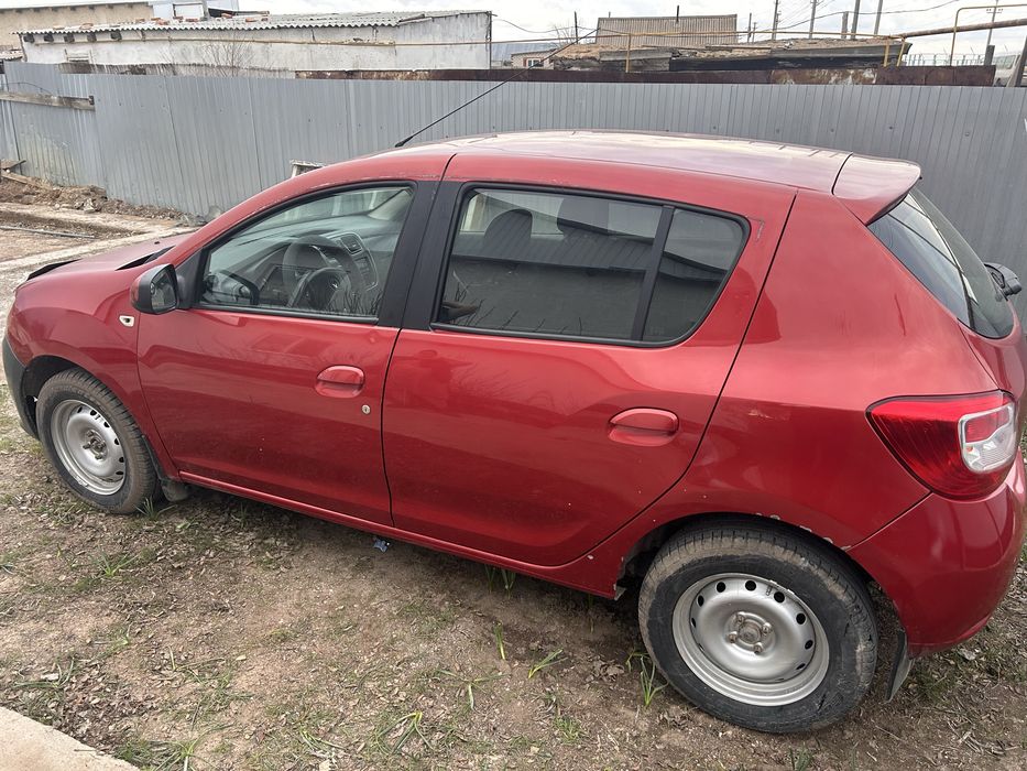 Renault Sandero 2014