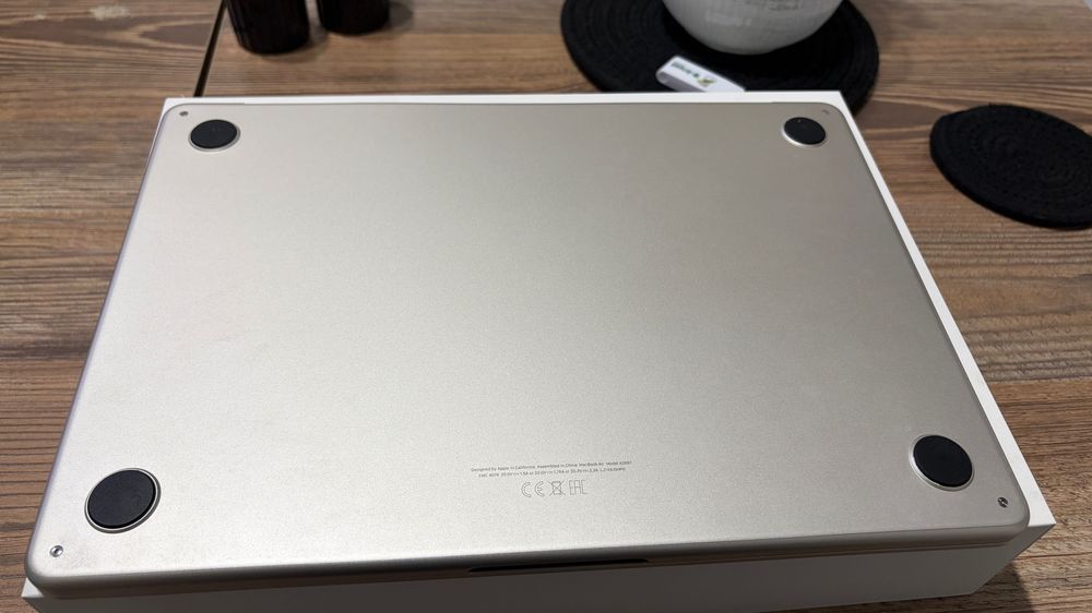 MacBook Air 13.6 inch M2 chip 256GB SSD