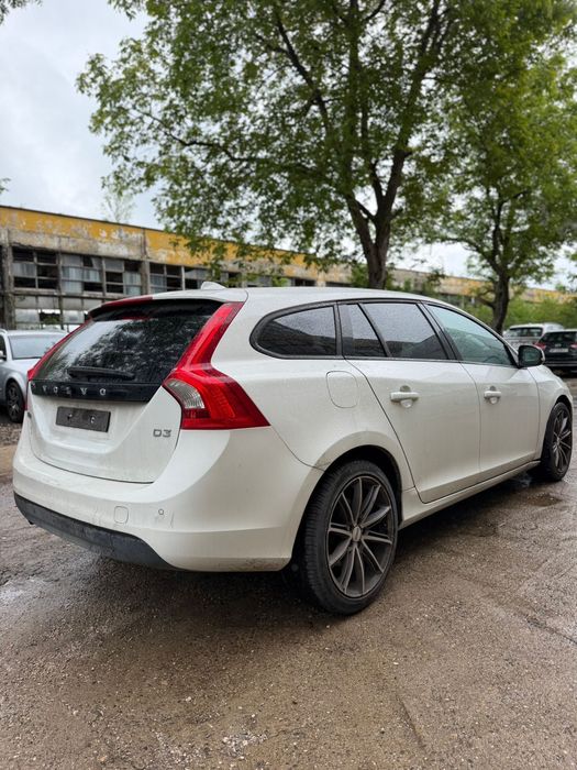 Volvo V60 Дизел 163кс На Части!