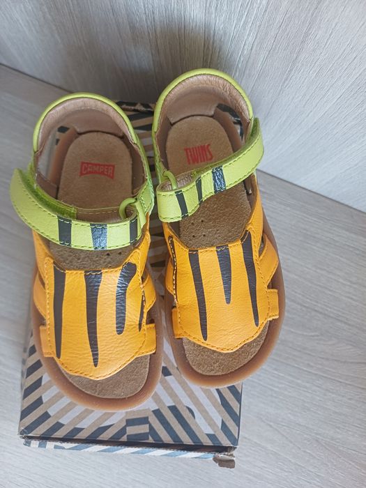 Нови сандали Camper 25