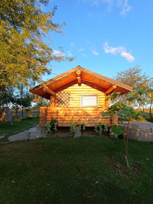 Vand Casuta , Cabana din lemn ,bustean necalibrat