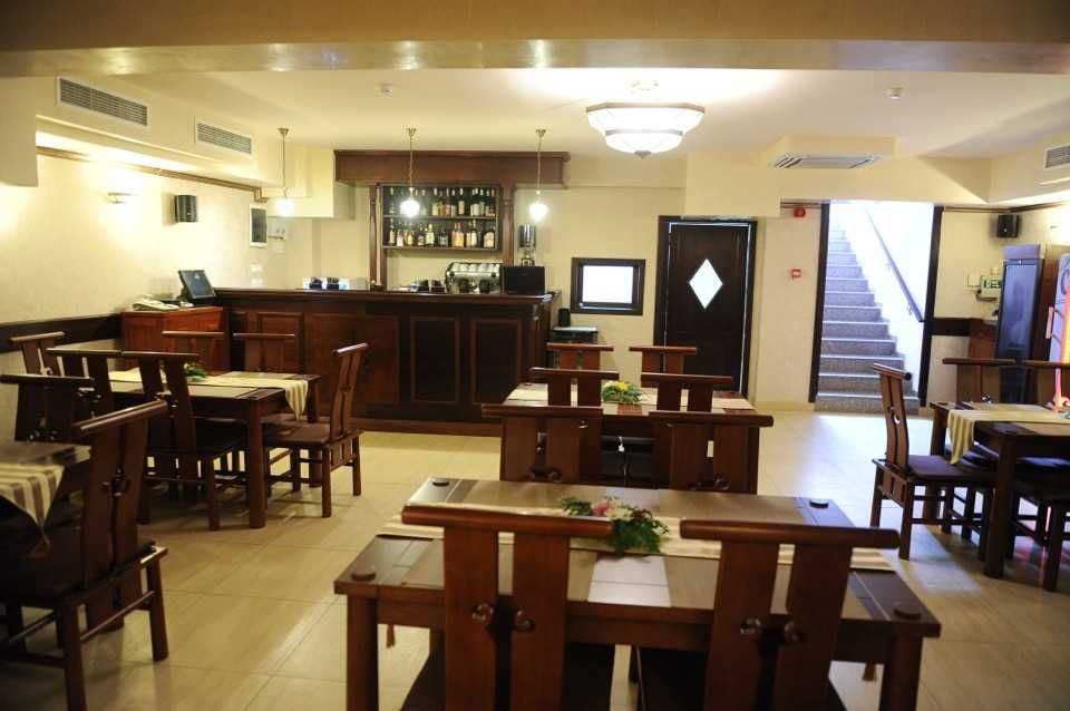 Super oferta - Restaurant complet utilat - Bd Mamaia , Delfinariu