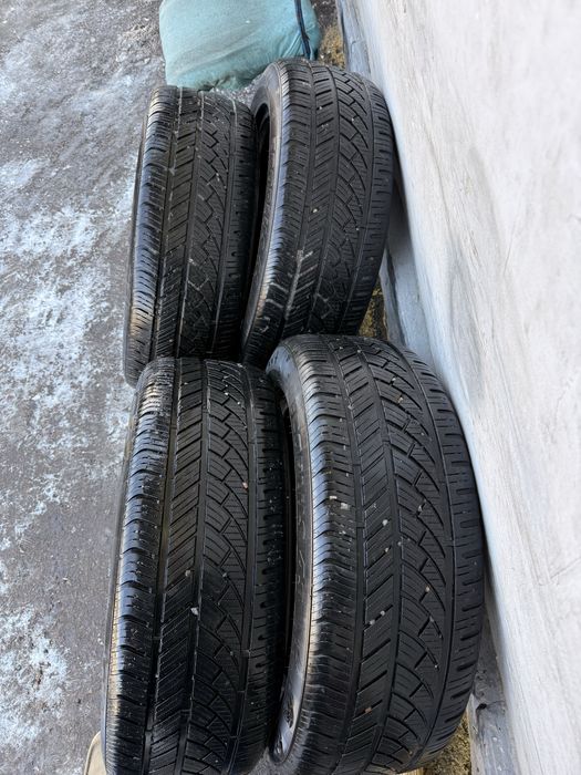 Прадаются всесезонные балоны 235/55/r19