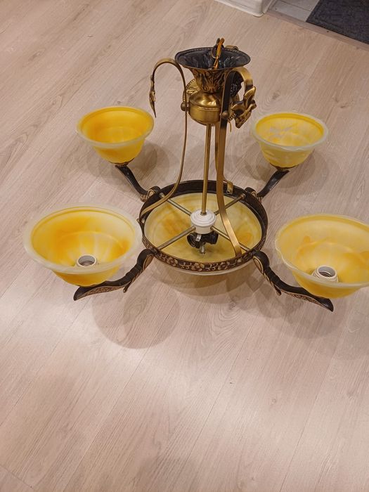 Люстра четырехрожковая