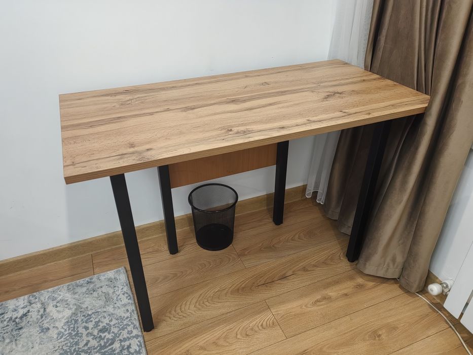 Продам компьютерный стол