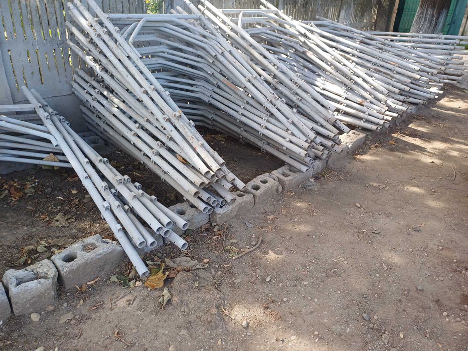 Schela metalica de inchiriat