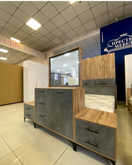 Срочно Продам спальный гарнитур в стиле Лофт