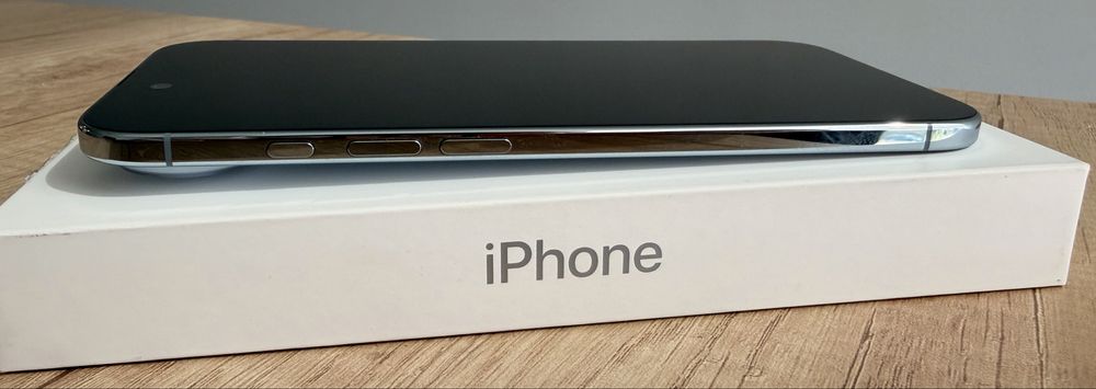 Apple Iphone Air Blue 6.50 ", 256 GB, RAM 12 GB, 48 MP