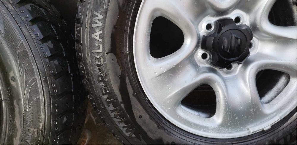 Гуми с джанти за Vitara