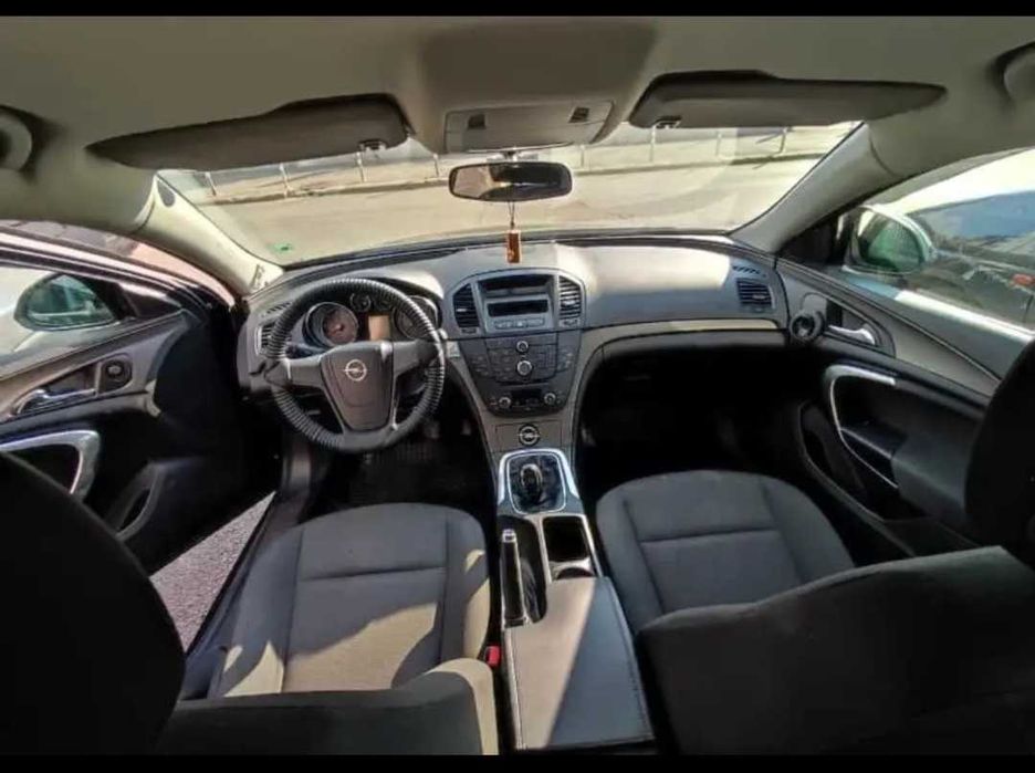 Продава се Opel Insignia 2.0 CDTI, 130 к.с. | 2011 г. | София