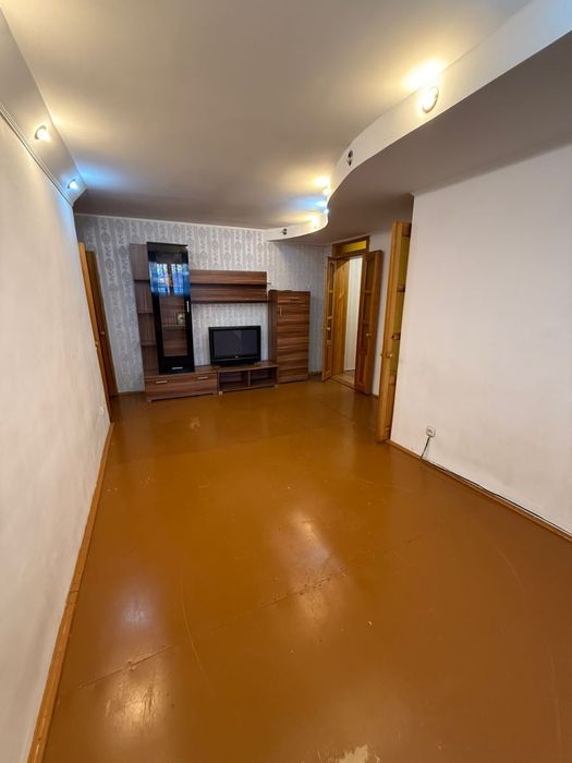 Продам 3 комнатную квартиру