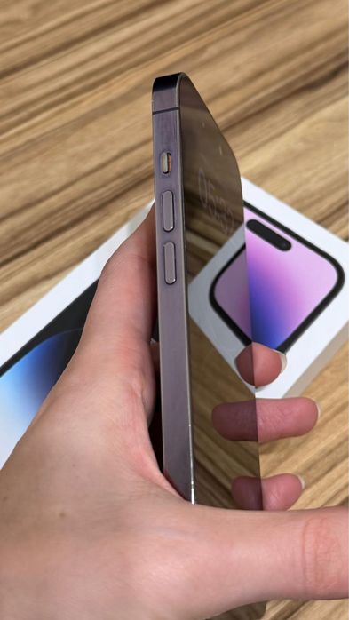 Vând iPhone 14 pro