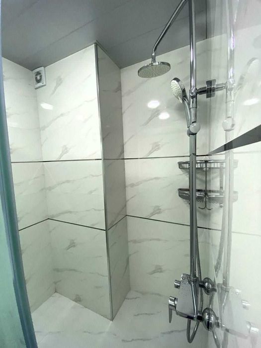 Сдаётся квартира в центре города Аерапорт, срочно. В люкс состоянии.