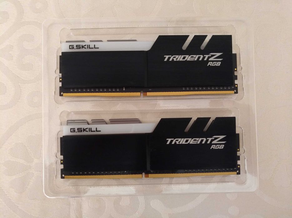 G.skill Trident Z RGB 16GB (2x8GB) DDR4 4400MHz CL 18 19 19 39