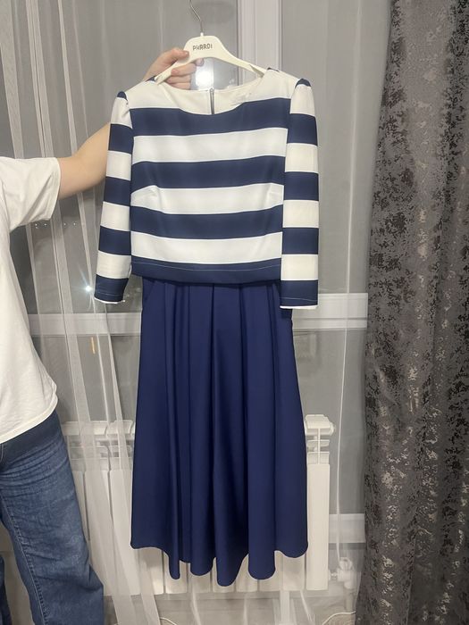 Платье нарядное