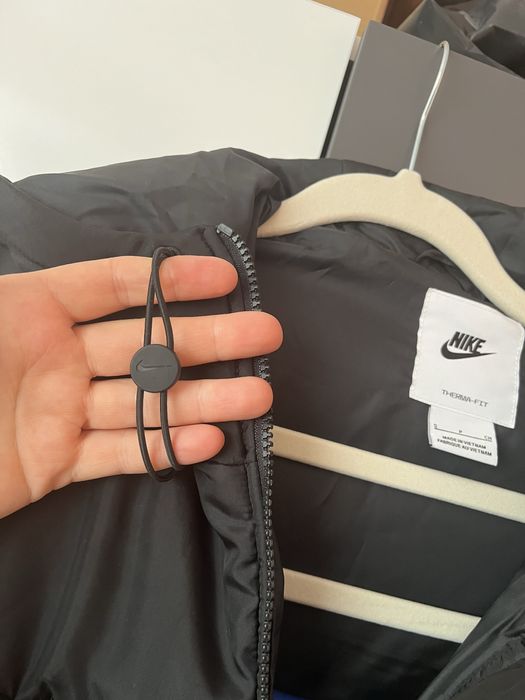 Яке дамско Найк Топло и красиво ! S