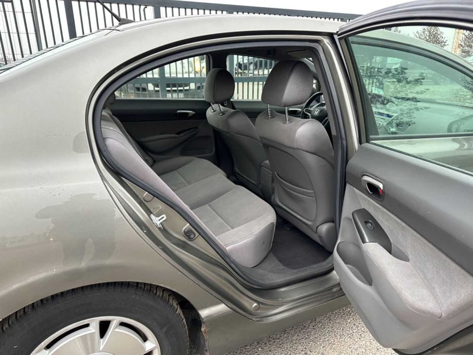 Masini automate de inchiriat  minim 1 saptamana Centru Bucuresti Inchirieri auto Romania