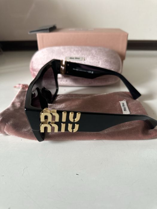 Дамски очила MIU MIU
