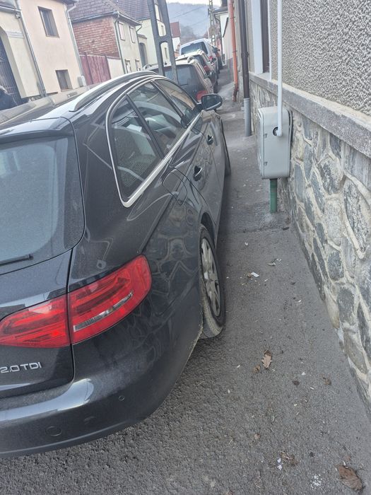 Vând Audi a4 b8 2011