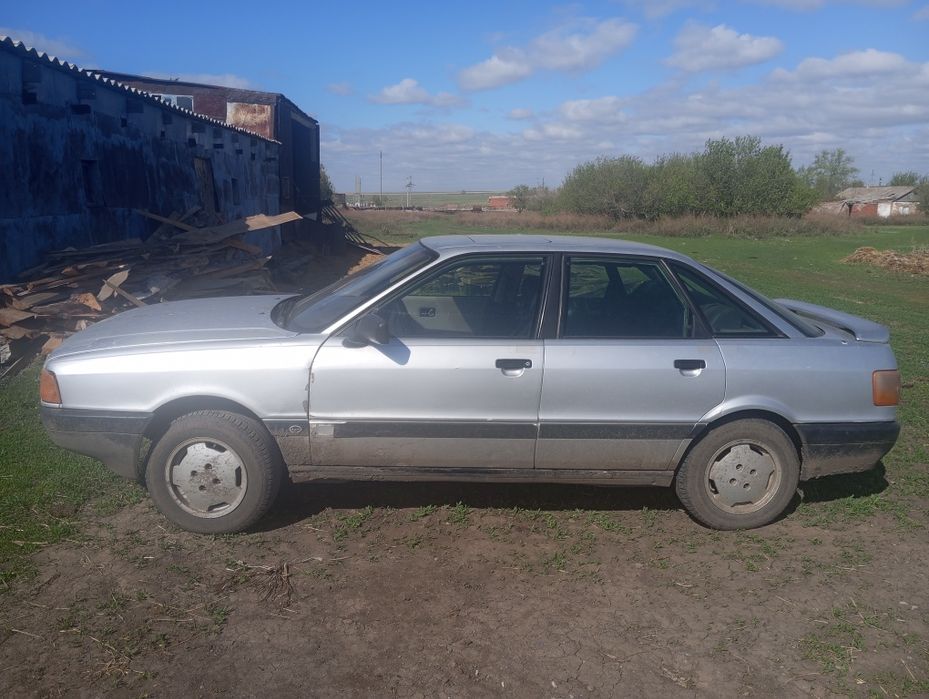 Ауди 80 б3 срочно
