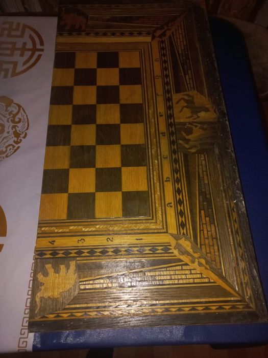 Шахматы с внутренней стороны нарды
