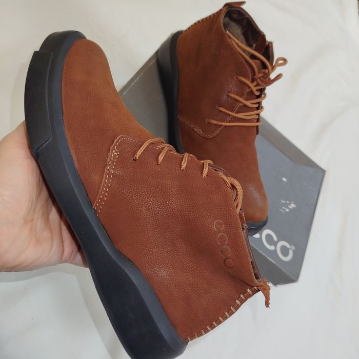Natural Ecco razmer 39 narhi 600000