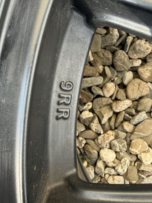 De vânzare jante 9RR FONDMETAL 5x100 R18 8J ET48