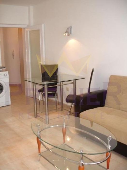 Дава се под наем Двустаен апартамент в Варна, Генералите - 70 кв.м за 498.27 € - Снимка #1