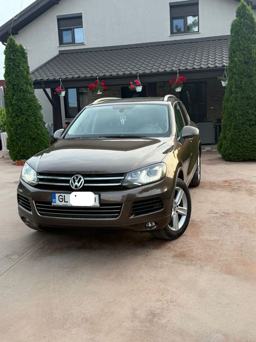 VOLKSWAGEN Touareg 2013