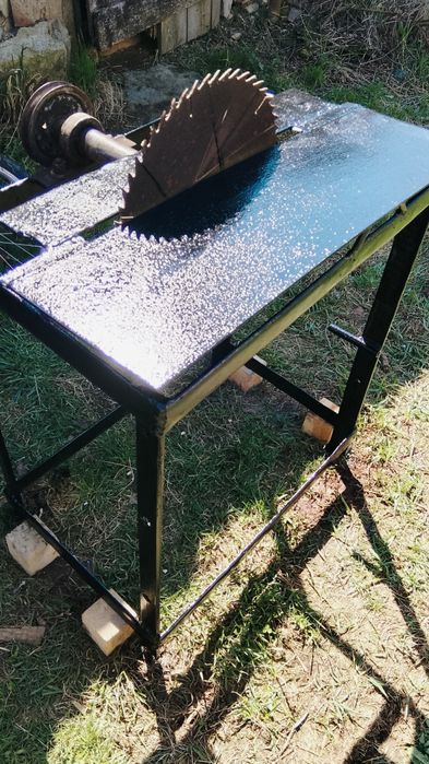 Circular_Masa circular..