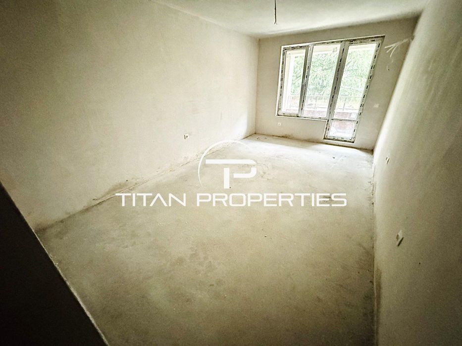 Тристаен апартамент с АКТ 16 в НОВА сграда, ж.к Славейков