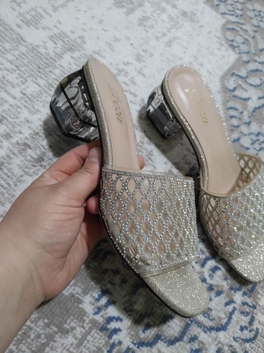 Тапочка женский.