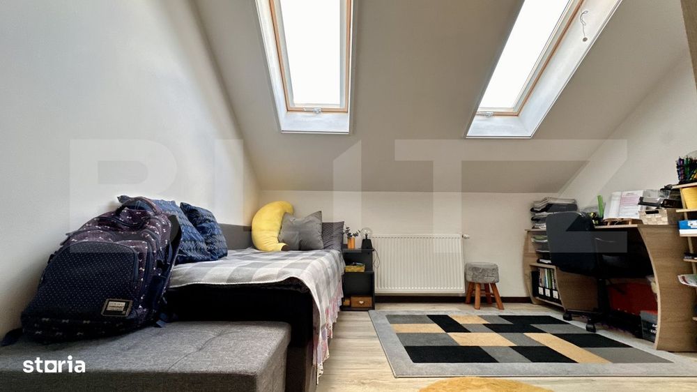 Apartament cu 3 camere si 2 bai, curte comuna, centrala pe gaz, ultrac