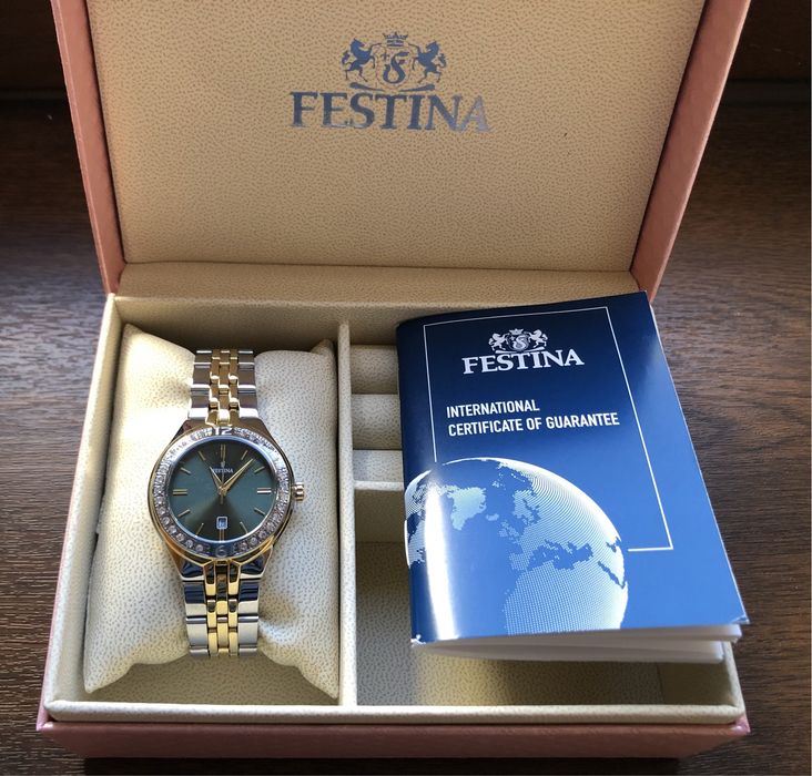 Ceas Festina nou