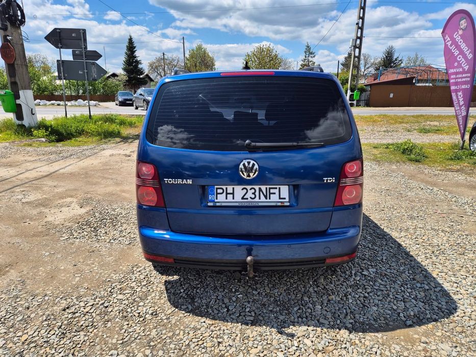 Vand VW Touran 1.9TDI 105cp 2010