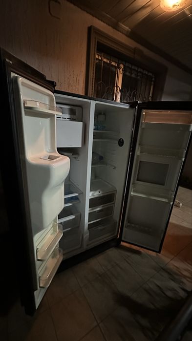 Продам холодильник Samsung