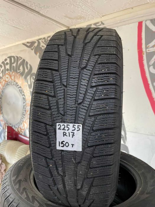 Nokian 225 55 R17