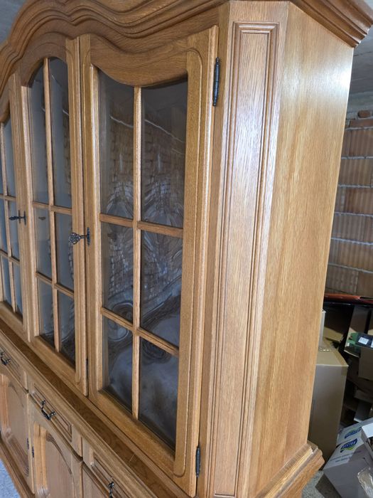 Винтидж трапезен бюфет / витрина от масивна дъбова дървесина