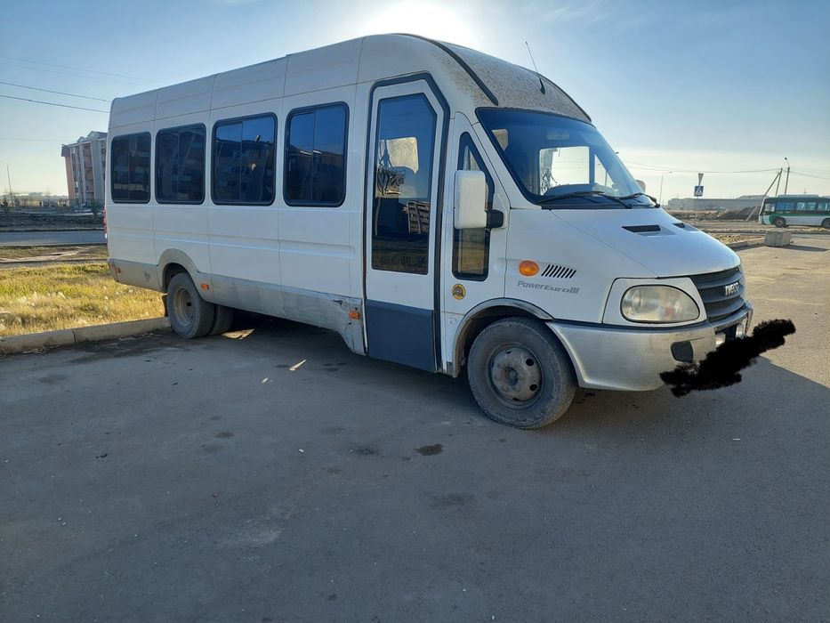 Продам Iveco daily 2012 (пассажирский)